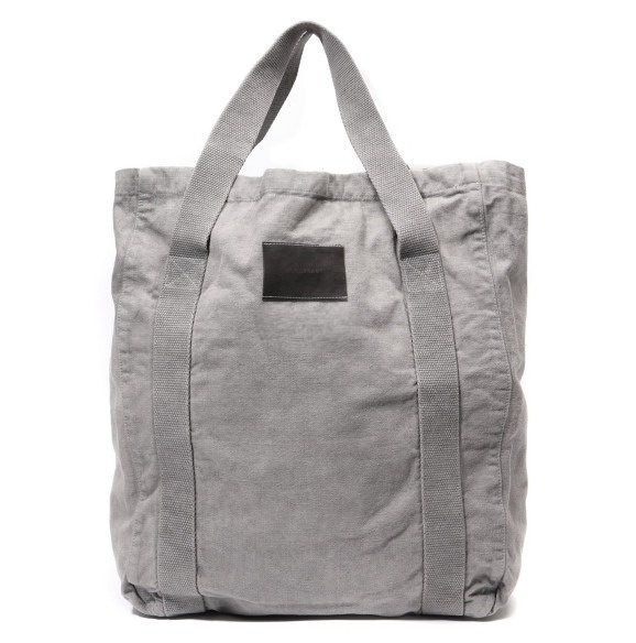 Flight tote bag
