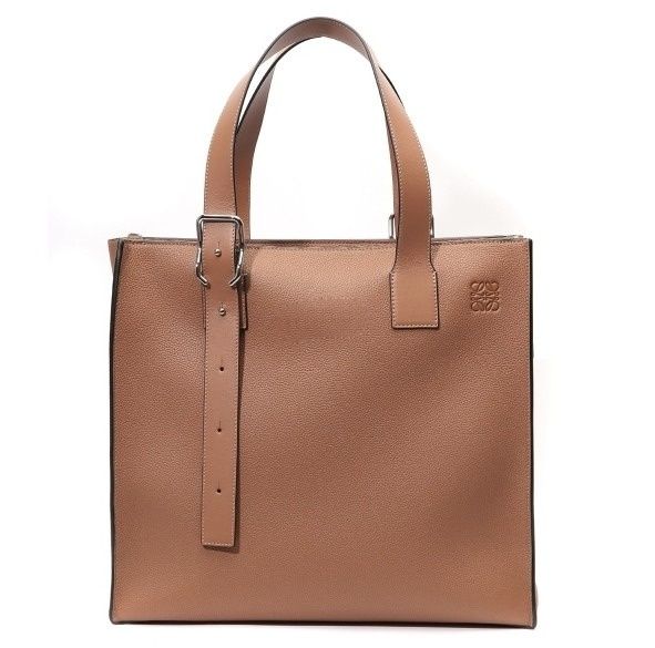 Buckle zipper tote bag