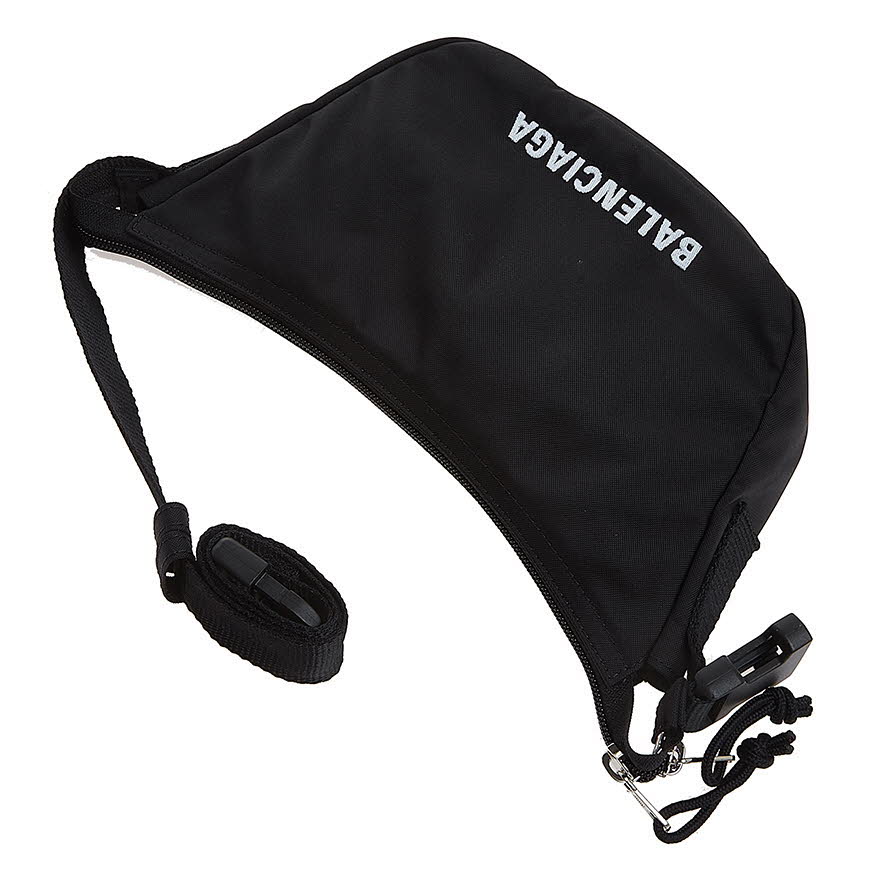 Women's wheel small sling bag in black