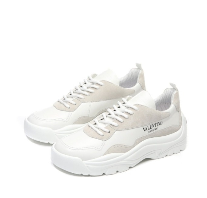 Gumboy sneakers