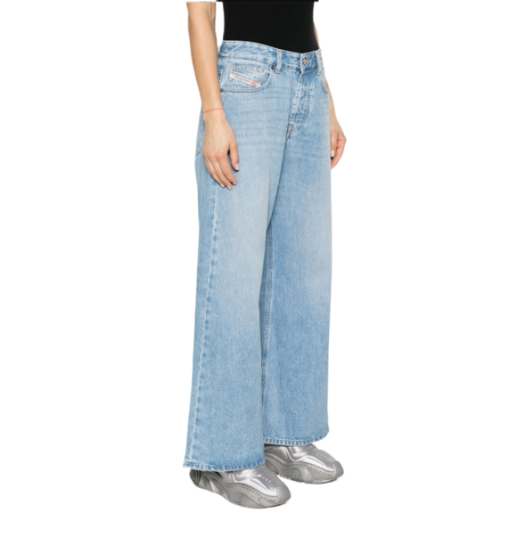 1996 D-SIRE L.28 DENIM JEANS LIGHT BLUE