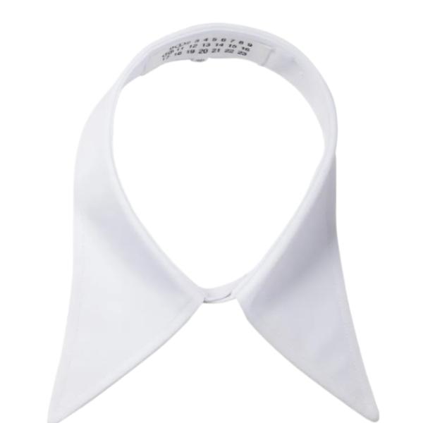 Pointed collar