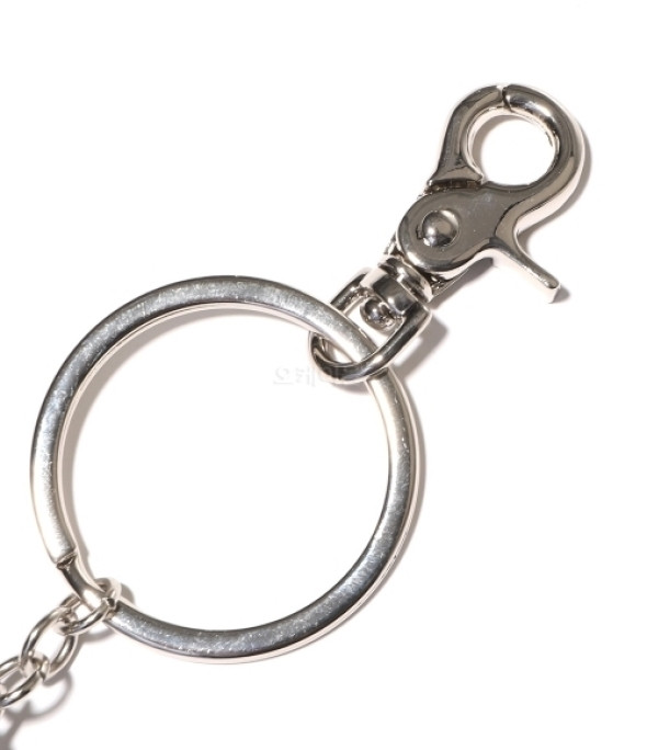 SMOOTH LEATHER INJECTED ORB MIRROR KEYRING 