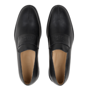 Loafers in Black