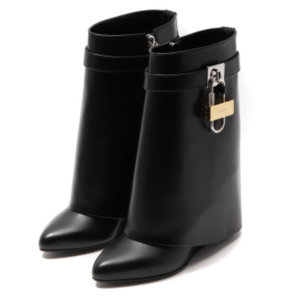 Givenchy Shark Lock Leather Ankle Boots in Black