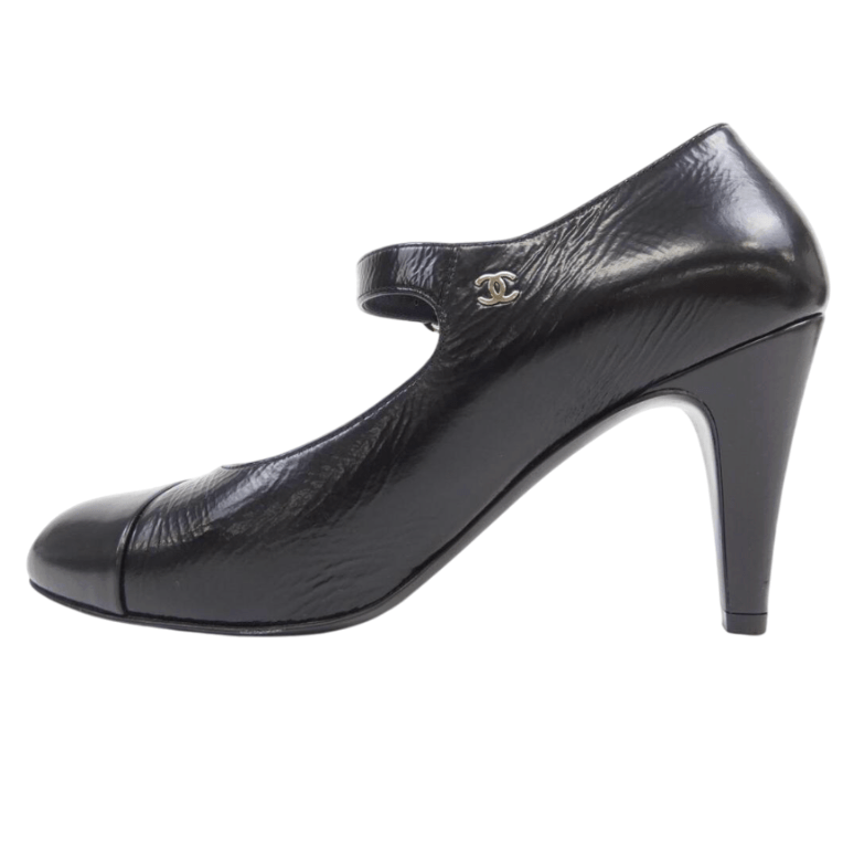 CHANEL Black Heels Patent Leather