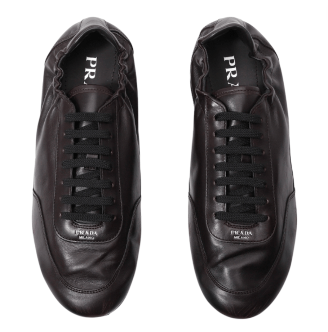 Collapse leather sneakers