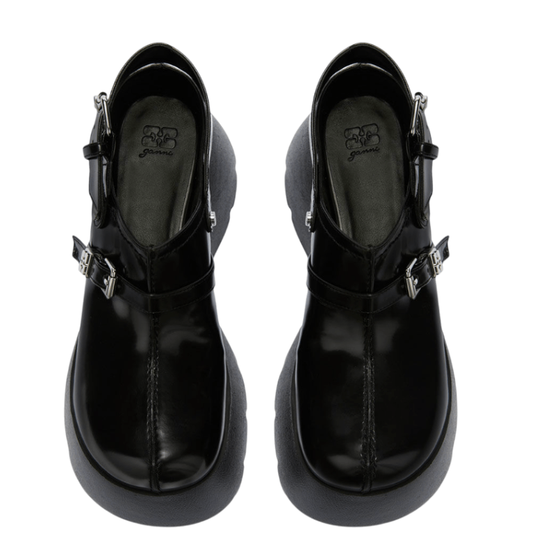 PLATFORM CLOGS IN BLACK OLEATEX 