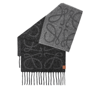 Anagram scarf in alpaca and wool