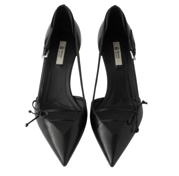 Black Open-side leather pumps