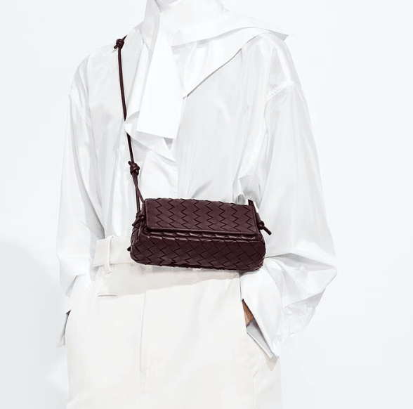 Deep mahogany Notturno crossbody bag