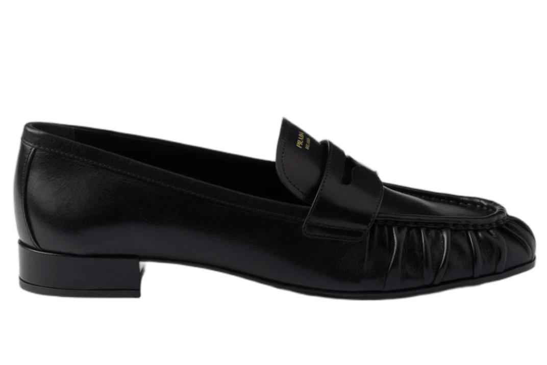 (W) Prada Leather Loafers Black