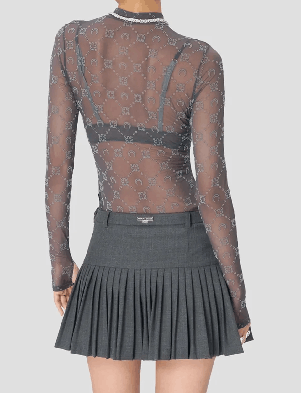 RECYCLED MESH FLOCK SS HIGHNECK TOP STONE GREY 