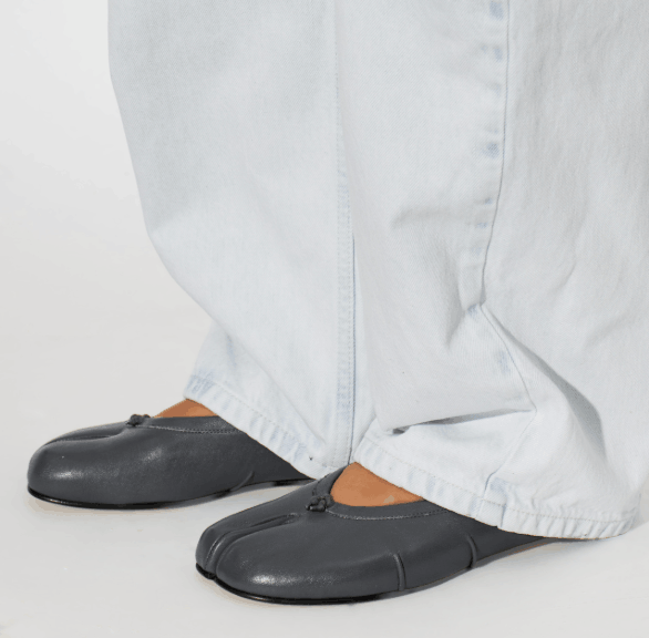 Maison Margiela Tabi Ballerina in Grey