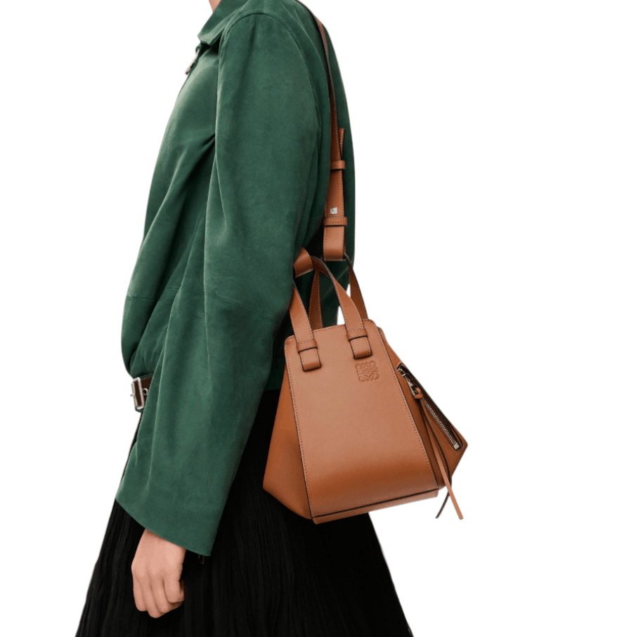 Compact Hammock bag in classic calfskin
