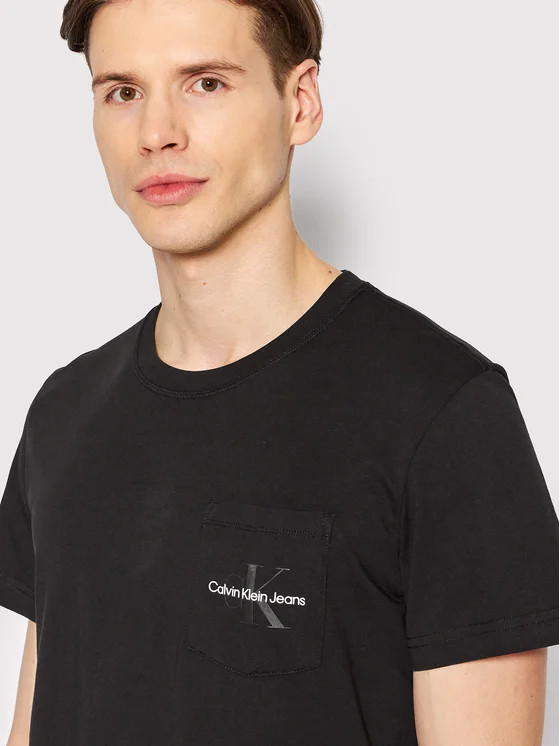 MONOGRAM LOGO POCKET TEE 