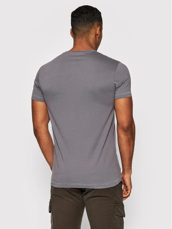 INSTITUTIONAL LOGO  SLIM TEE