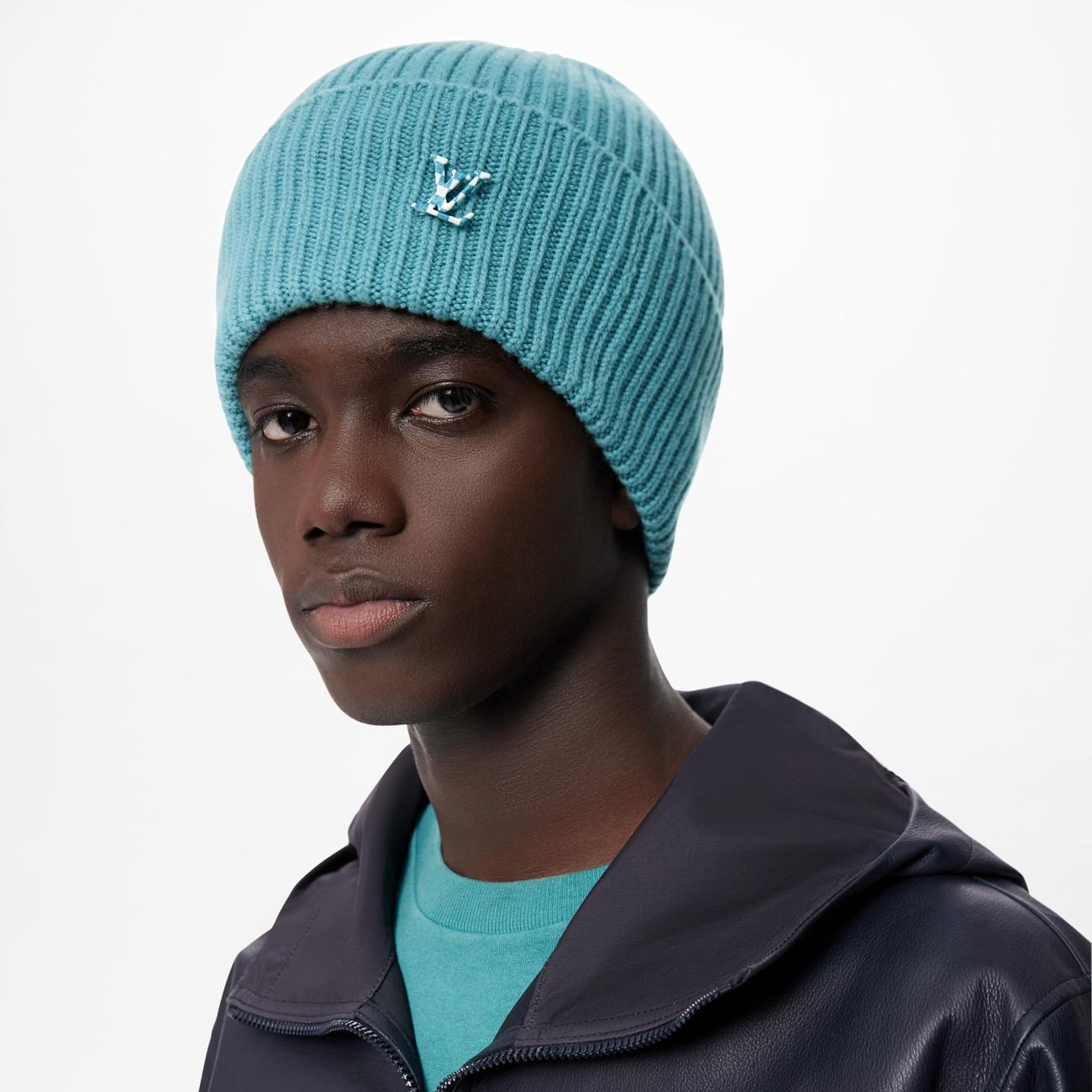 LV AHEAD BEANIE LIGHT BLUE
