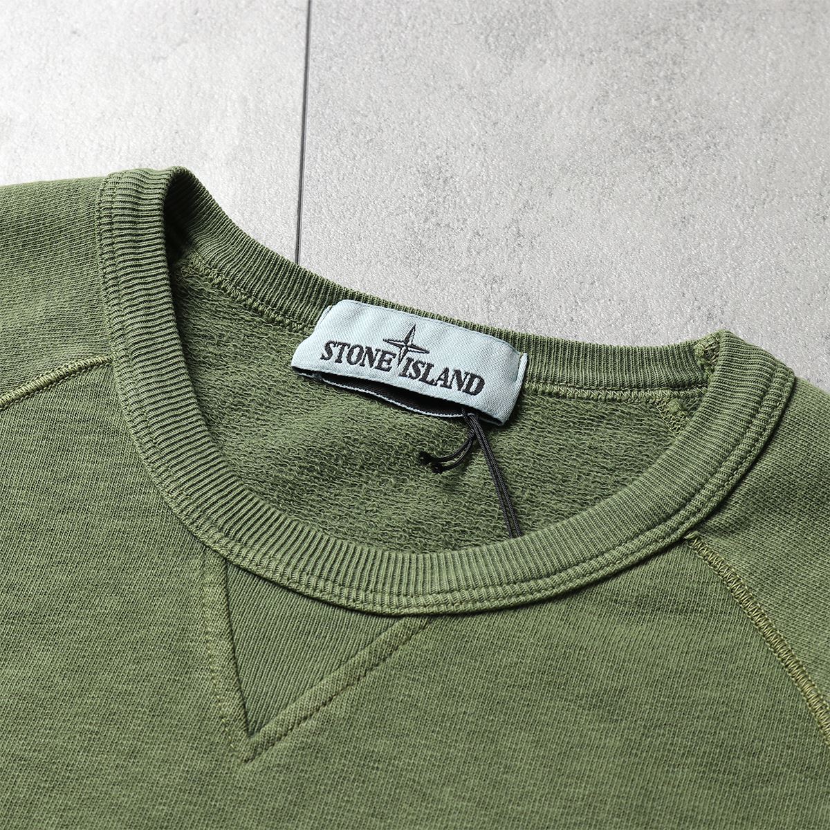 Malfile OLD EFFECT Reglan Badge Sweatshirt