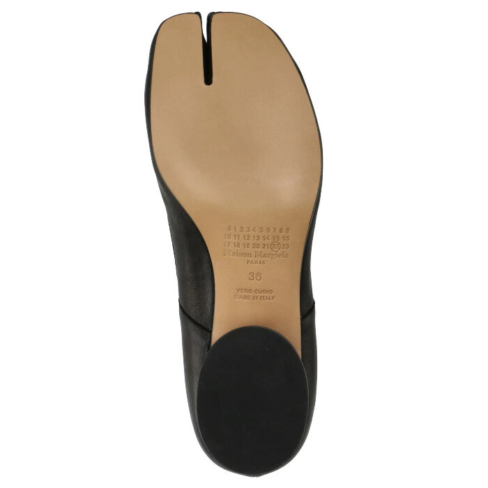 (W) Maison Margiela Tabi Leather Ballerina Pumps Black