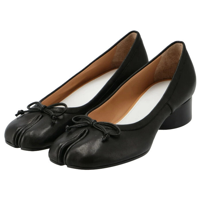 (W) Maison Margiela Tabi Leather Ballerina Pumps Black