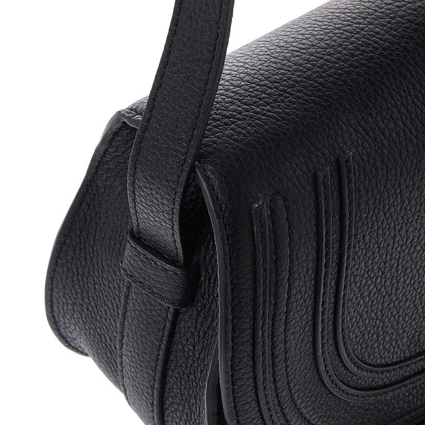 Marci Medium Crossbar