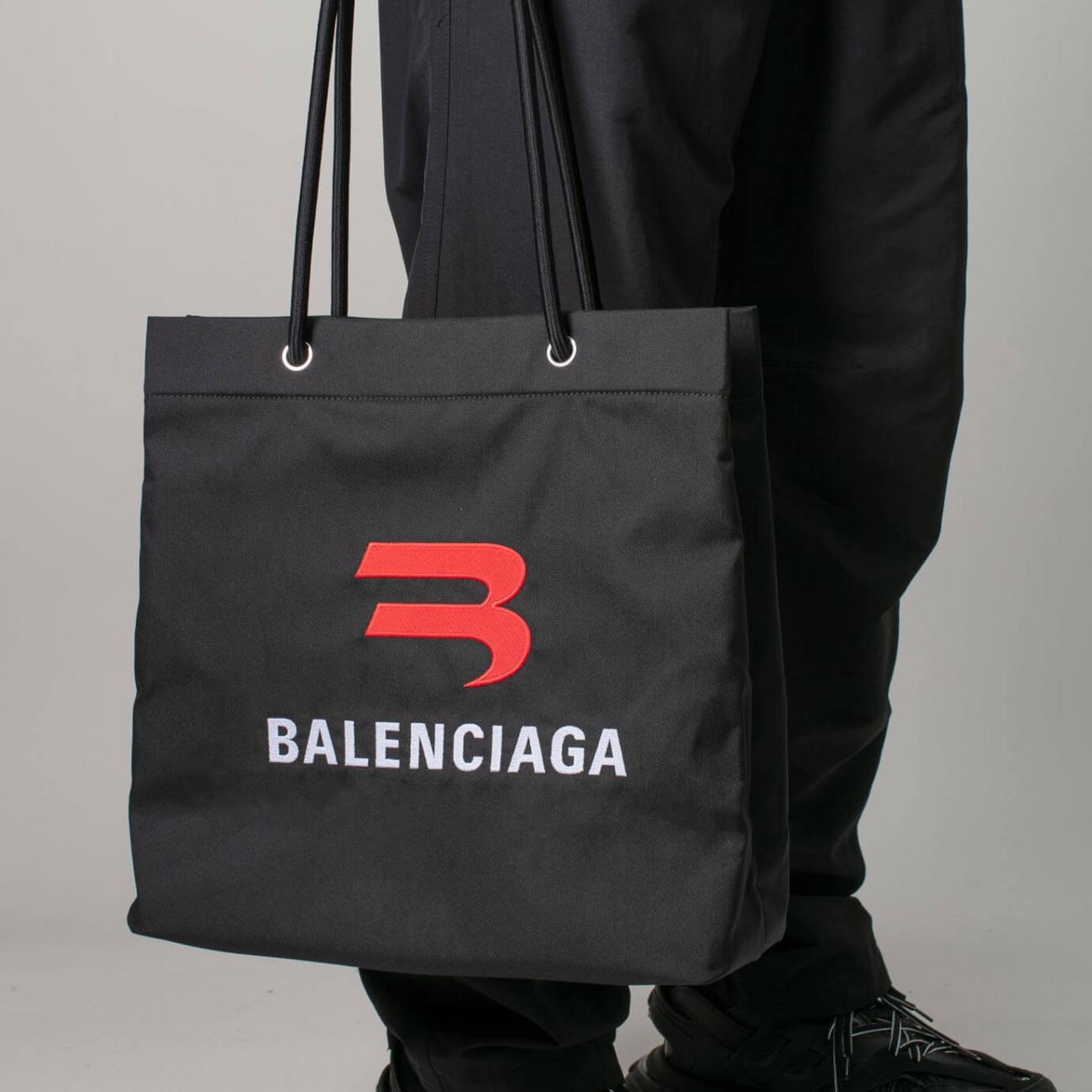 Explorer Embroidered Small Shopper 