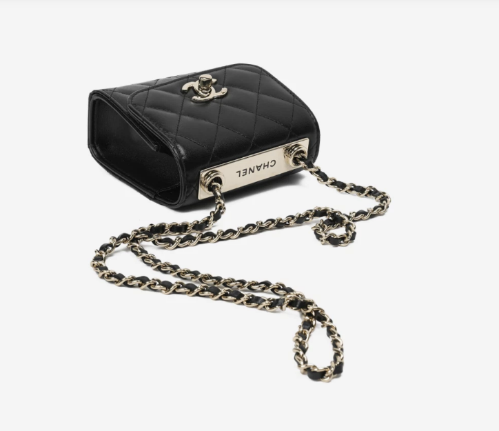 Chanel Clutch With Chain Lambskin & Gold Black