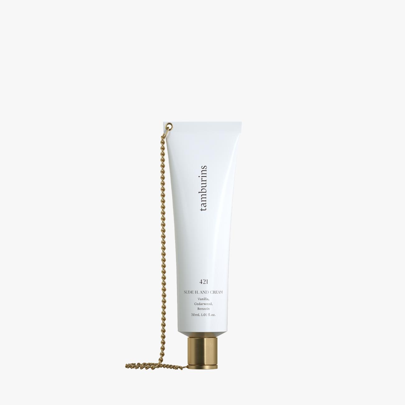 Chain Hand 421 Vanilla Woody | naughty