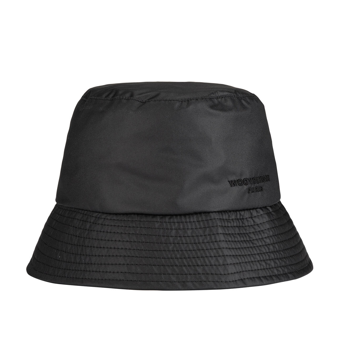 Black bucket hat