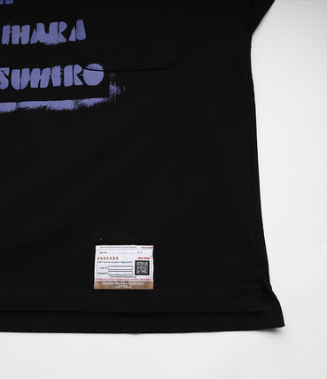 Graphic-print T-shirt