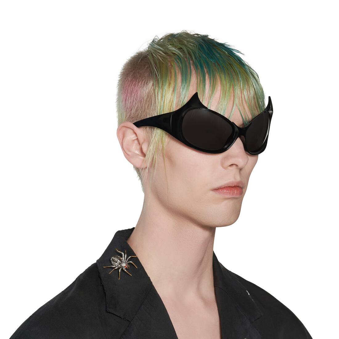 GOTHAM CAT SUNGLASSES IN BLACK