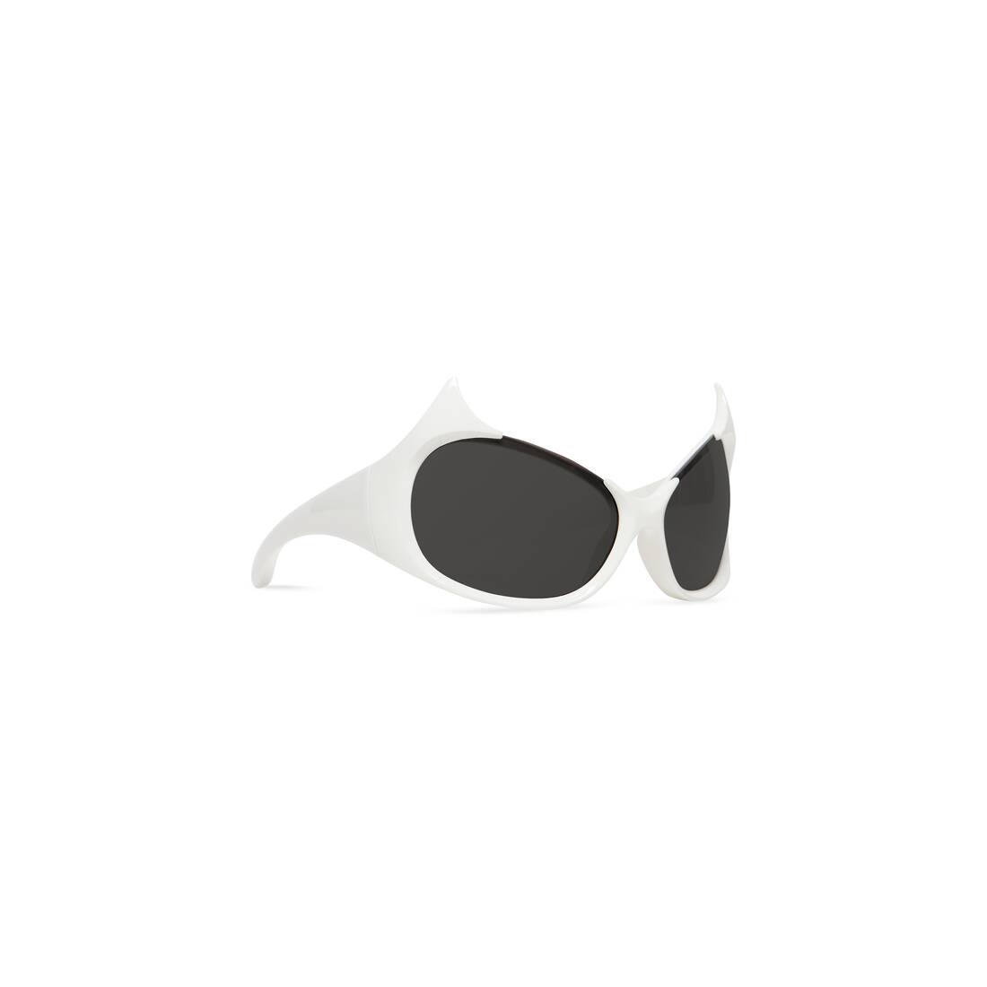GOTHAM CAT SUNGLASSES IN WHITE