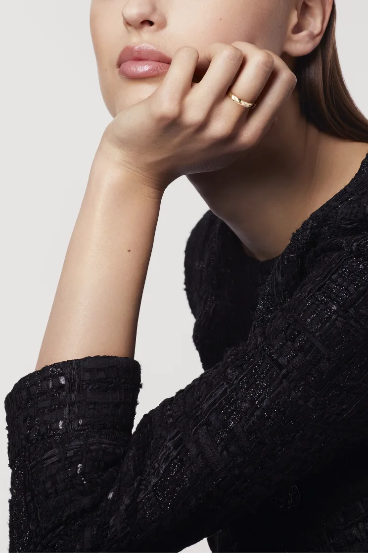 Crush Ring Quilted Motif Mini & 18K Yellow Gold