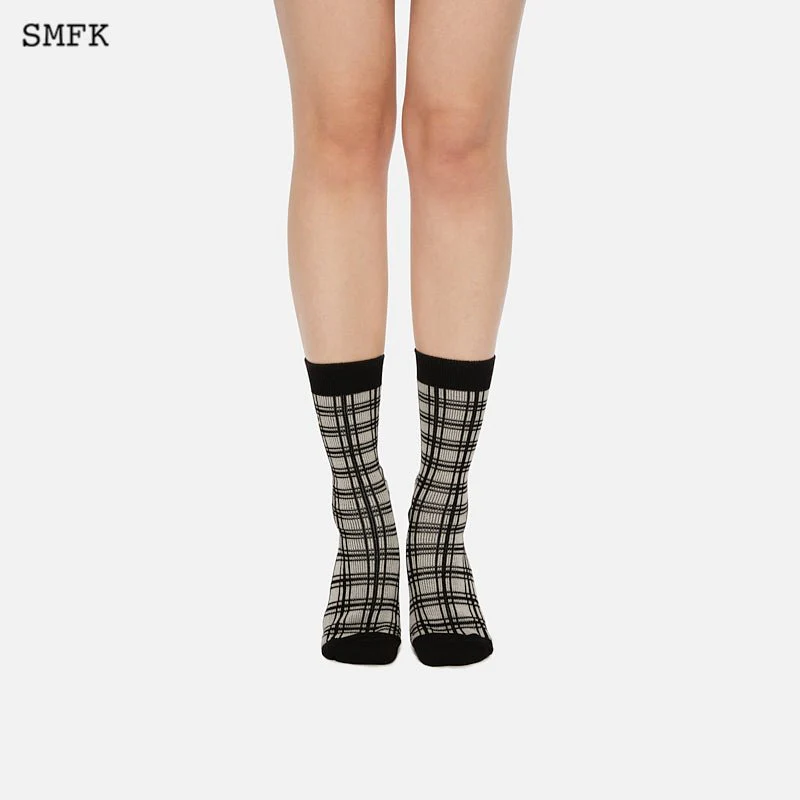 COMPASS RETRO SCHOOL SPORTS SOCKS SET (4 PAIRS)