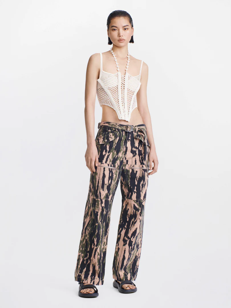 CORAL CROCHET CORSET IN WHITE