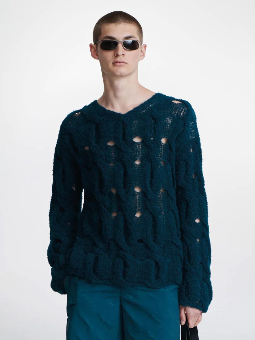 CABLE BOUCLE SWEATER IN BLUE