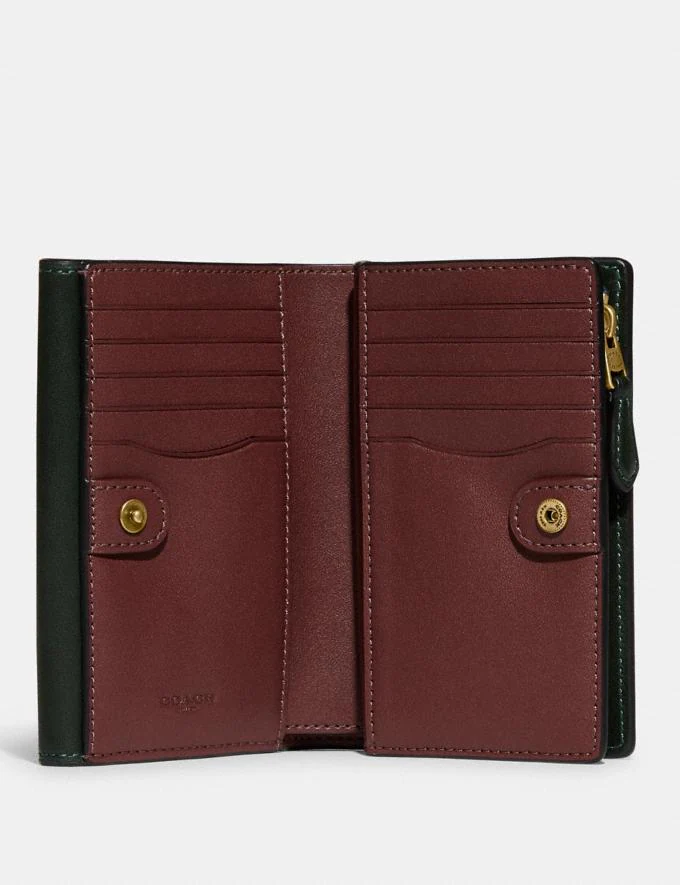 Studio Medium Wallet