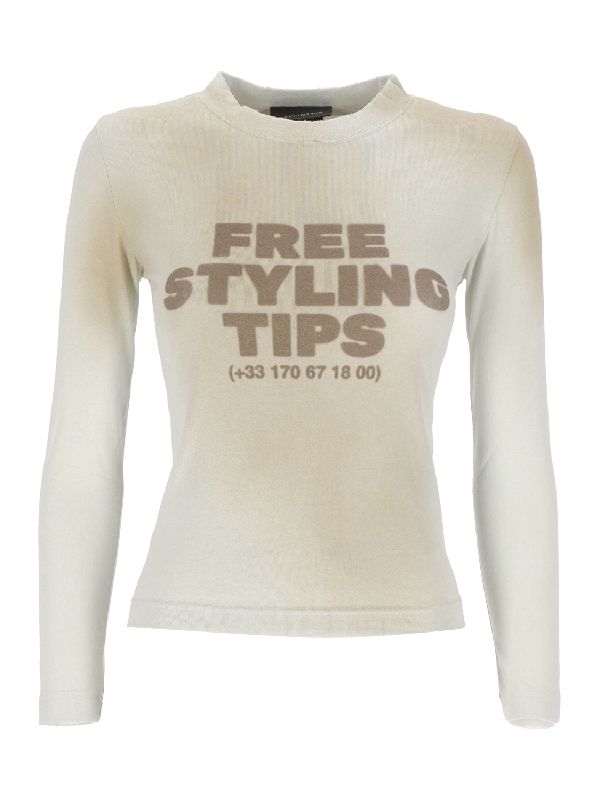 Slogan printed low-cut neck T-shirt