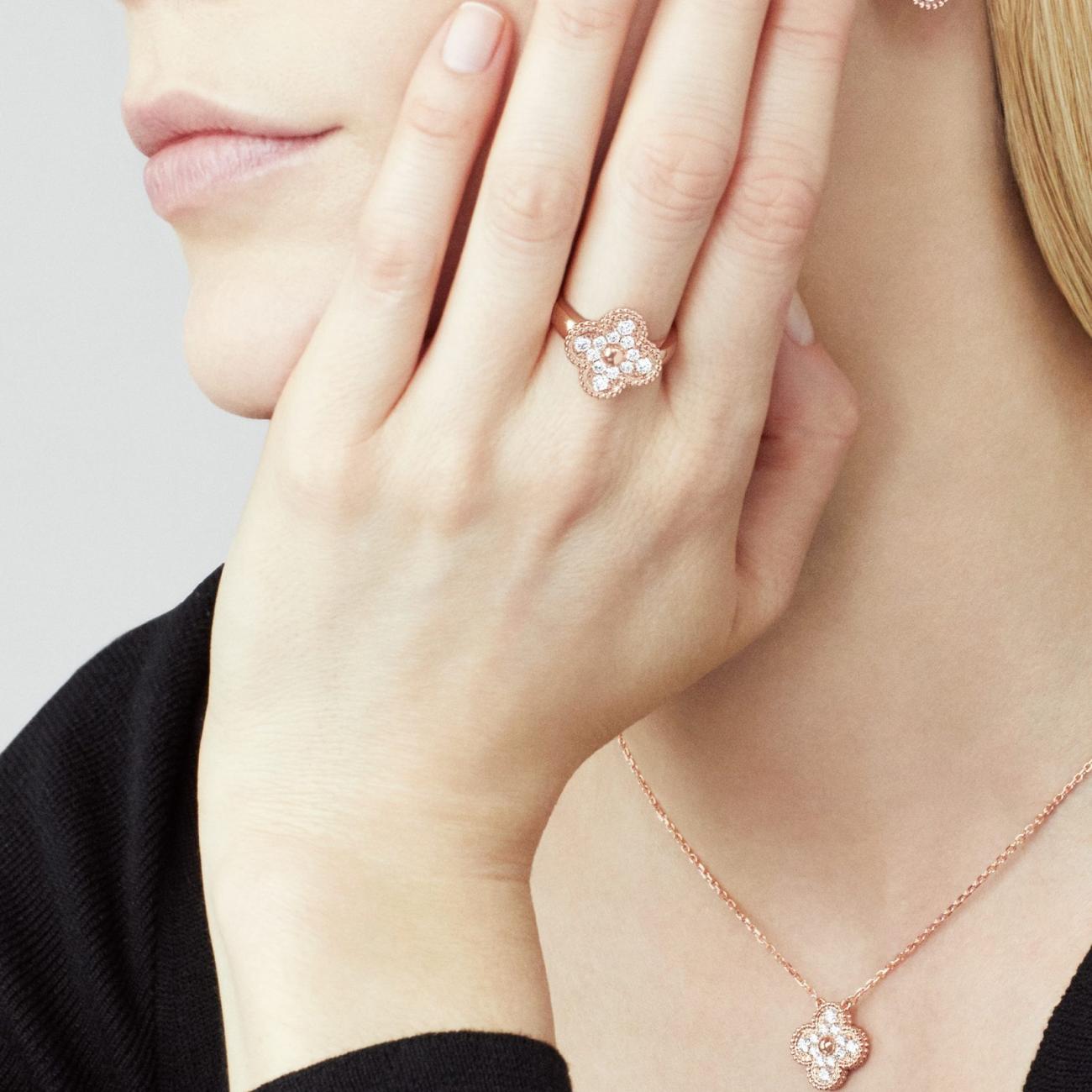 Vintage Alhambra Earrings 18K pink gold, diamonds