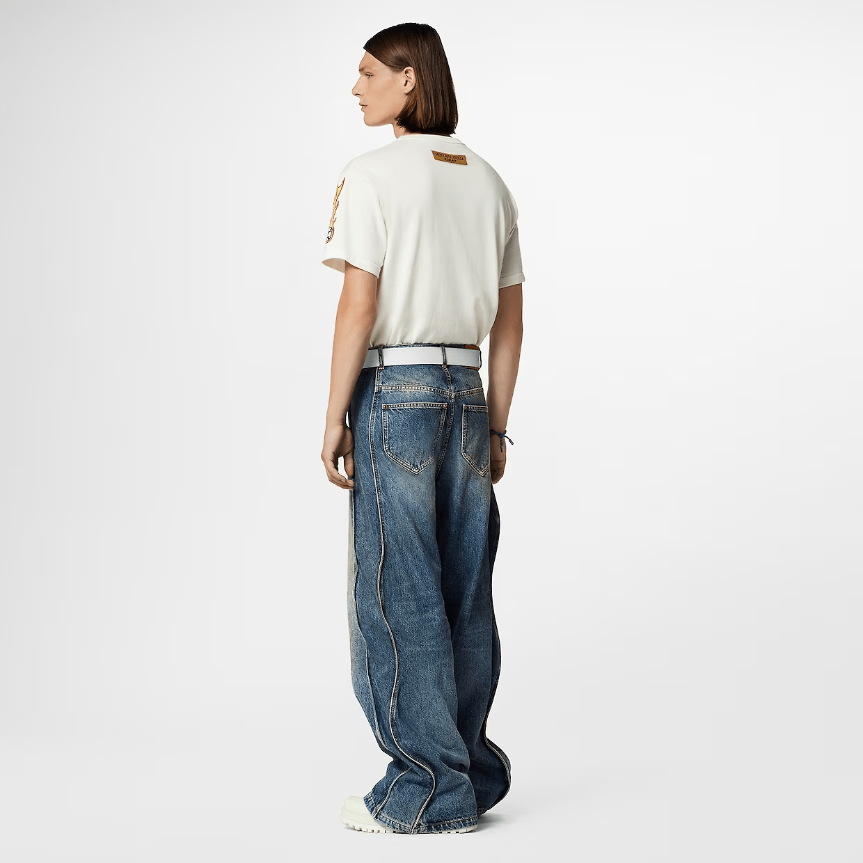 Graphic short sleeve crew neck