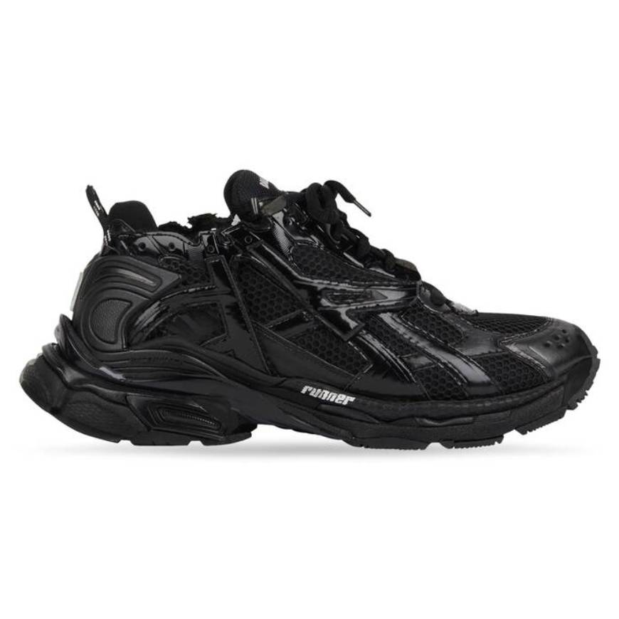 MEN'S RUNNER TRAINERS IN BLACK