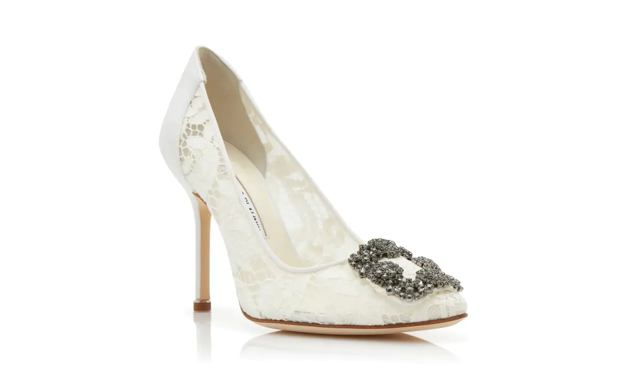 HANGISI LACE Light Cream Lace Jewel Buckle Pumps