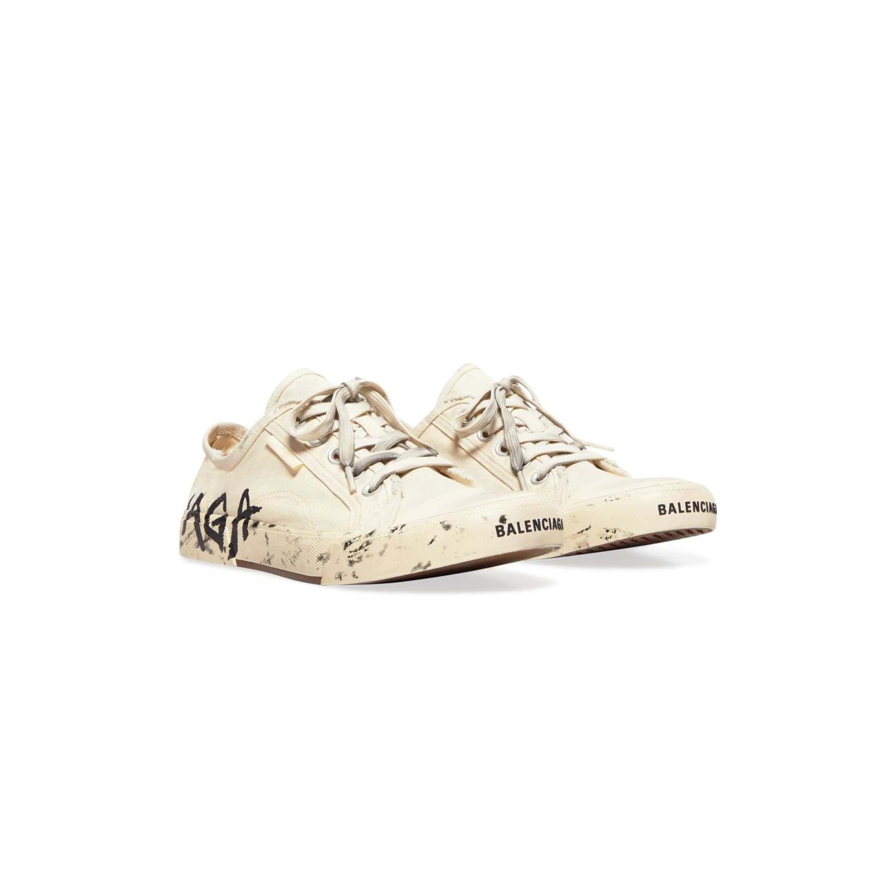 PARIS LOW TOP GRAFFITI SNEAKER IN WHITE