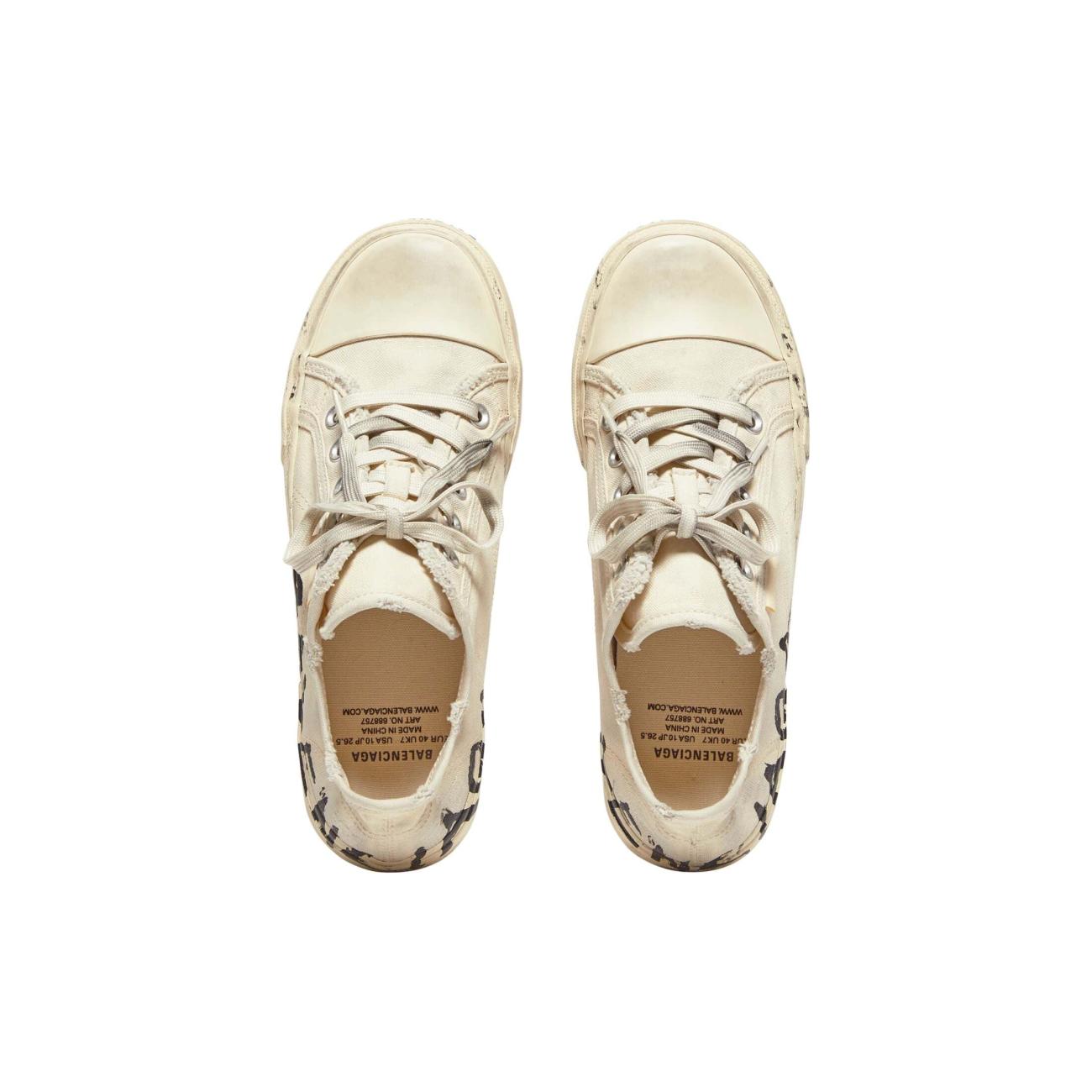 PARIS LOW TOP GRAFFITI SNEAKER IN WHITE