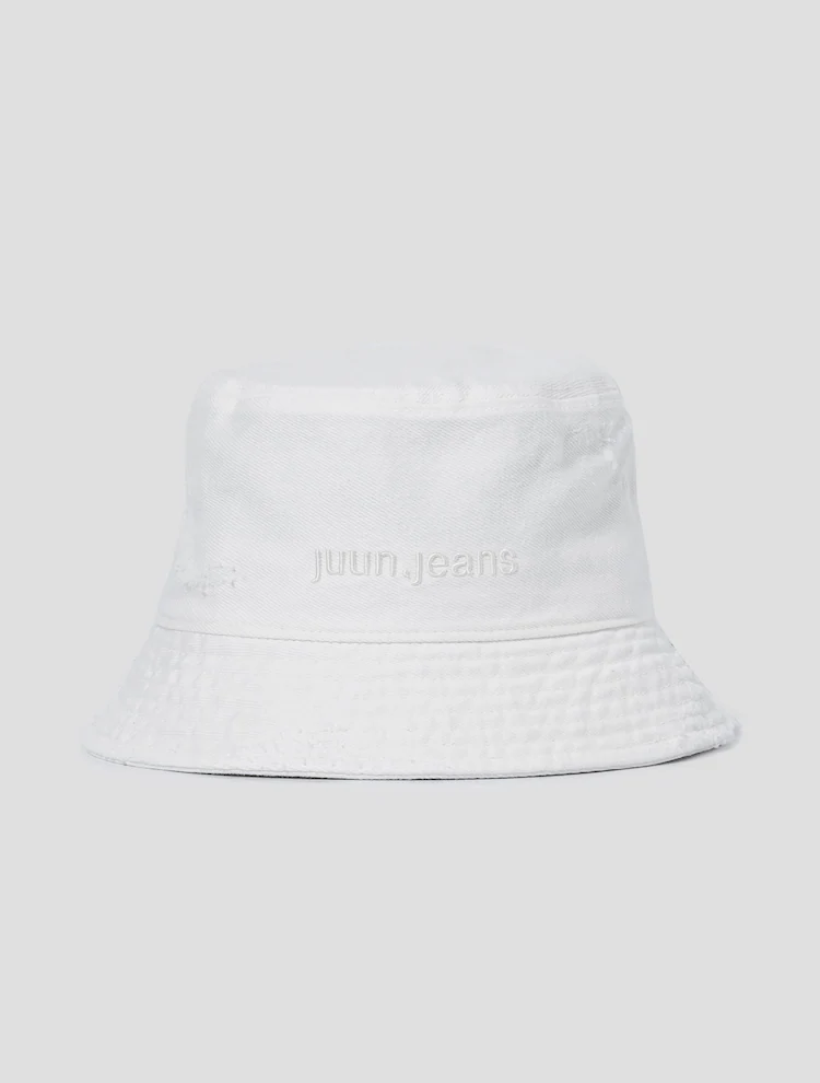 JUUN.JEANS Logo Denim Bucket Hat - White