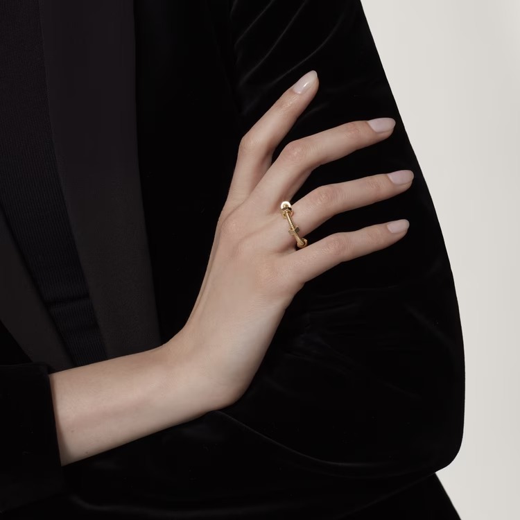 ECRU DE CARTIER RING