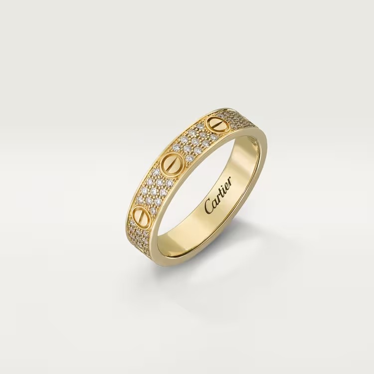 LOVE WEDDING BAND SET WITH PAVÉ DIAMONDS