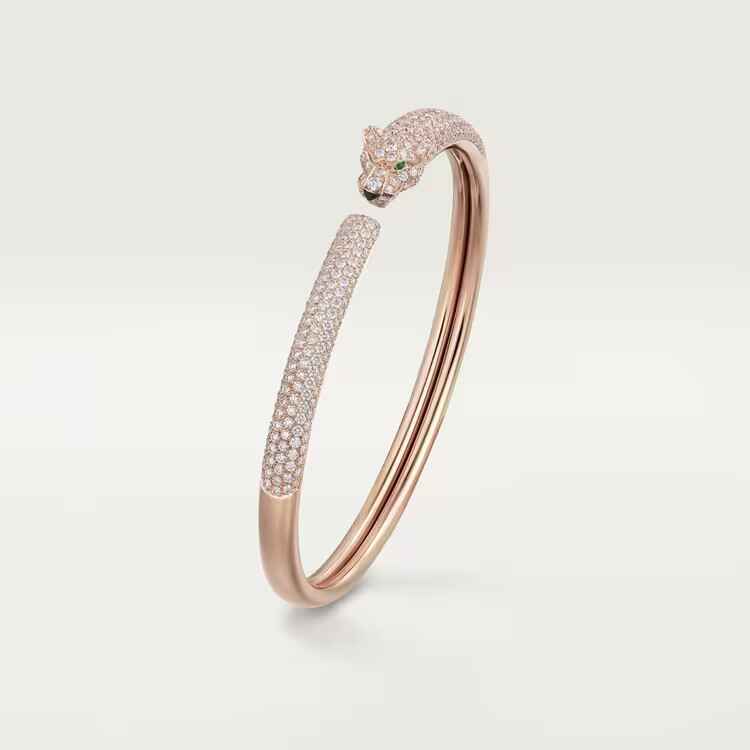 PANTHER DE CARTIER BRACELET cut diamonds.
