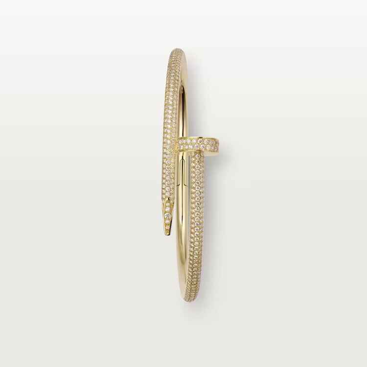 JUSTE UN CLOU BRACELET with 374 brilliant-cut diamonds